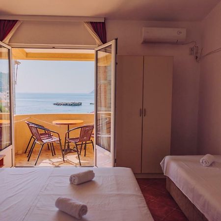 Apartmani Lasta 多布拉沃达 外观 照片
