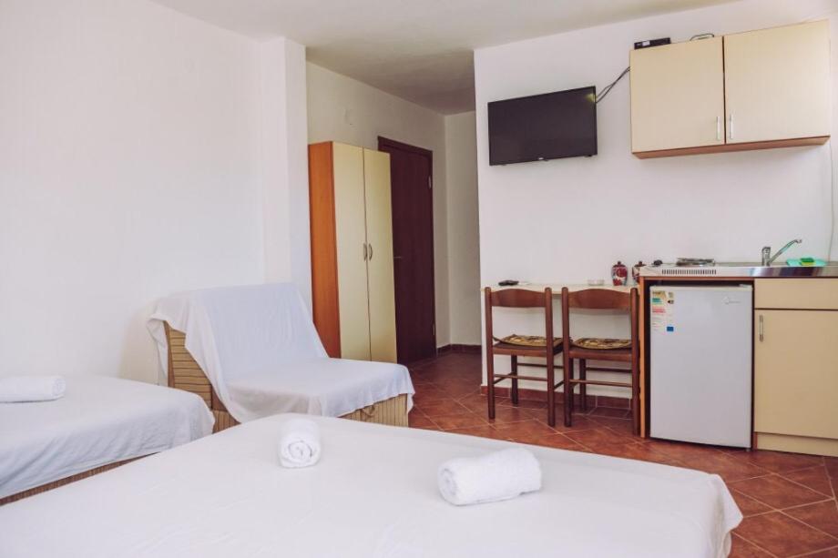 Apartmani Lasta 多布拉沃达 外观 照片